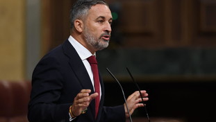 Grossi guai per Sanchez dal sondaggio: PP e Vox superano la maggioranza assoluta