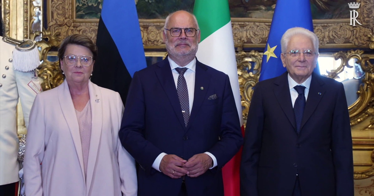Mattarella riceve al Quirinale il presidente dell'Estonia