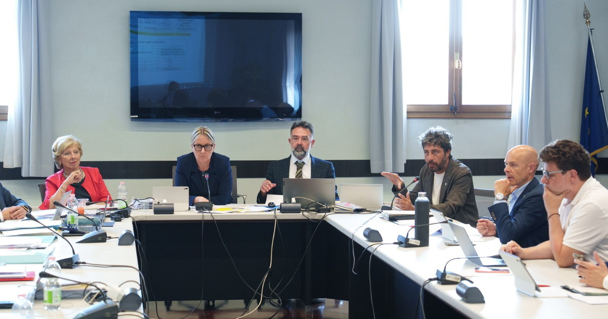 comunicato stampa crv esaminato pdl 109 della giunta regionale finalizzato al miglioramento della qualit224 dell aria da Iltempo.it comunicato stampa crv esaminato pdl 109 della giunta regionale finalizzato al miglioramento della qualit224 dell aria