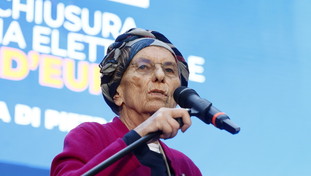 "Peggiorata la respirazione, &egrave; vigile e lucida". Come sta Emma Bonino