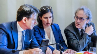 Trionfo AfD e panico "democratico": il popolo &egrave; saggio solo se vota a sinistra