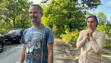 Famiglia nel bosco, procedimento disciplinare contro l'assistente sociale: ecco perché