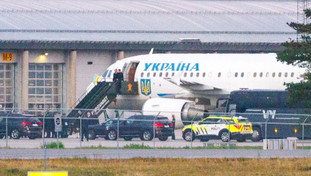 L'aereo di Zelensky sfiorato da un drone al decollo in Moldavia