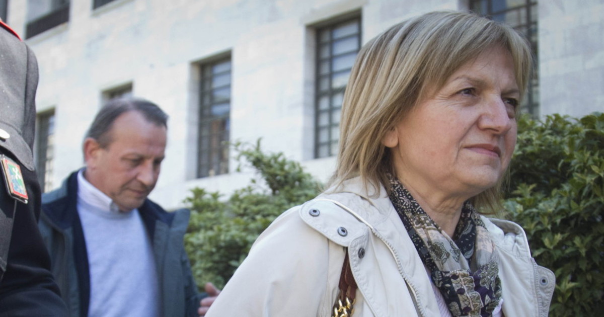 la madre di chiara a 19 anni dal delitto nella sua camera c 232 ancora tutto da Iltempo.it la madre di chiara a 19 anni dal delitto nella sua camera c 232 ancora tutto