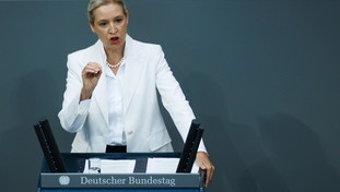 Merz sotto pressione dopo la disfatta. L'AfD vola e Weidel ora vuole governare