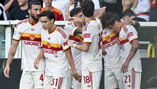 Malen-Pisilli, la Roma batte anche il Torino: prima a punteggio pieno