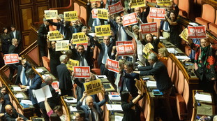 Legge elettorale, ok al Senato. Le solite opposizioni: ora le preferenze sono una svolta autoritaria...