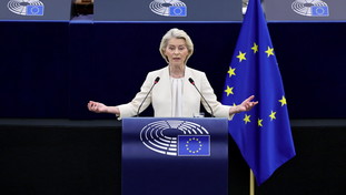 Da Ceuta frontiera d'Europa al divieto dei social fino a 13 anni, il discorso di von der Leyen