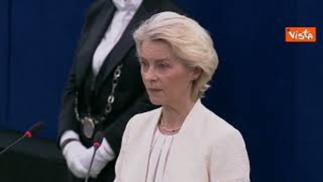 Von der Leyen: Nessun utilizzo dei social media sotto i 13 anni