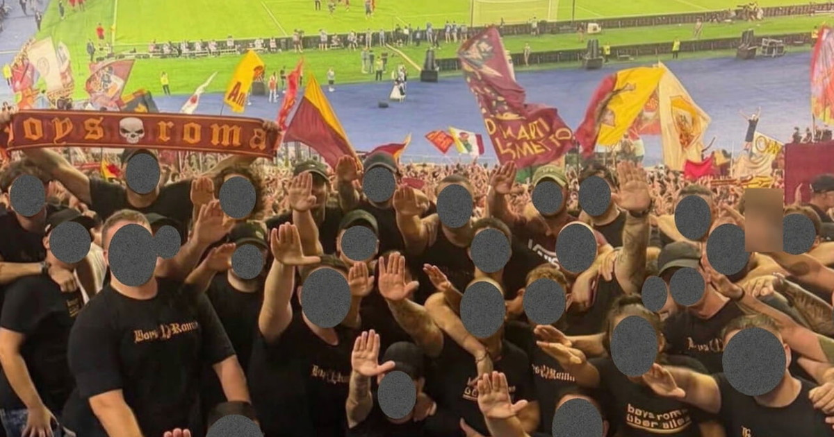 saluti romani in curva sud daspo per 16 tifosi giallorossi da Iltempo.it saluti romani in curva sud daspo per 16 tifosi giallorossi