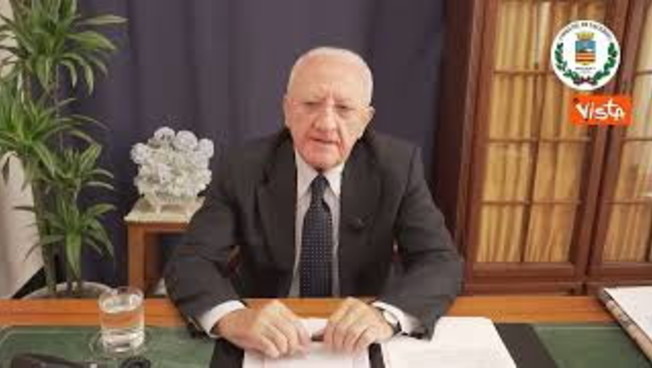De Luca (Salerno): Bonelli è salice piangente della politica, produttore di depressione nazionale