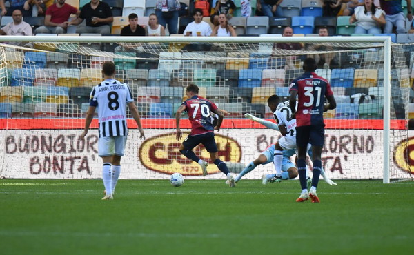 Maldini ancora a segno, il Cagliari vince a Udine e vola alto