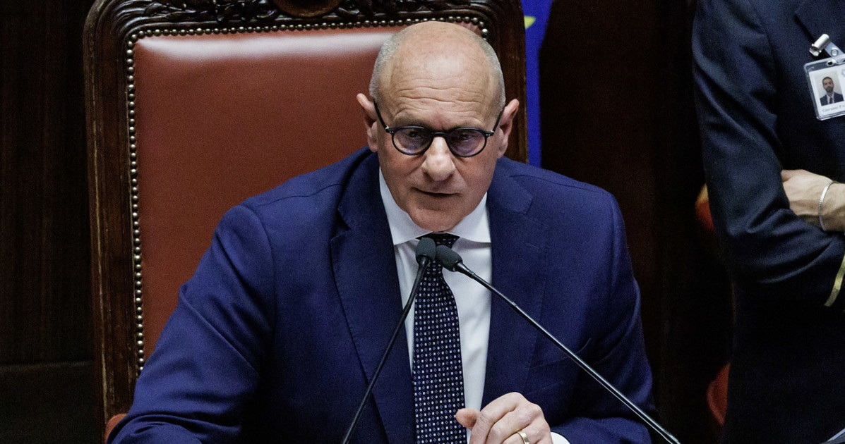 palazzi occupati rampelli ecco come fermeremo gualtieri da Iltempo.it palazzi occupati rampelli ecco come fermeremo gualtieri