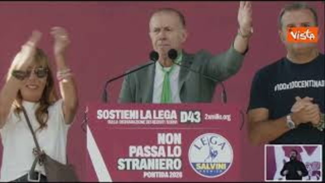 romeo sul palco di pontida viva la lega sempre facciamo risaltare la squadra 232 concetto vincente da Iltempo.it romeo sul palco di pontida viva la lega sempre facciamo risaltare la squadra 232 concetto vincente