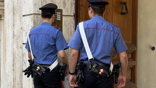 Tentata rapina finisce in tragedia: proprietario spara e uccide un ladro