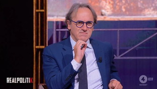 De Luca scatena lo psicodramma a sinistra. Bonelli: Ho dovuto spiegarlo a mia figlia...