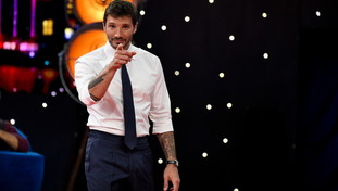 Tutte le novità del regolamento di Sanremo: De Martino rivoluziona il Festival