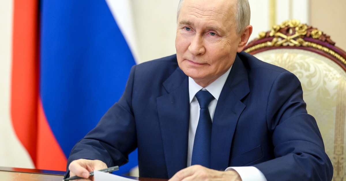 pieno di seggi per il partito di putin alla duma plebiscito per russia unita da Iltempo.it pieno di seggi per il partito di putin alla duma plebiscito per russia unita