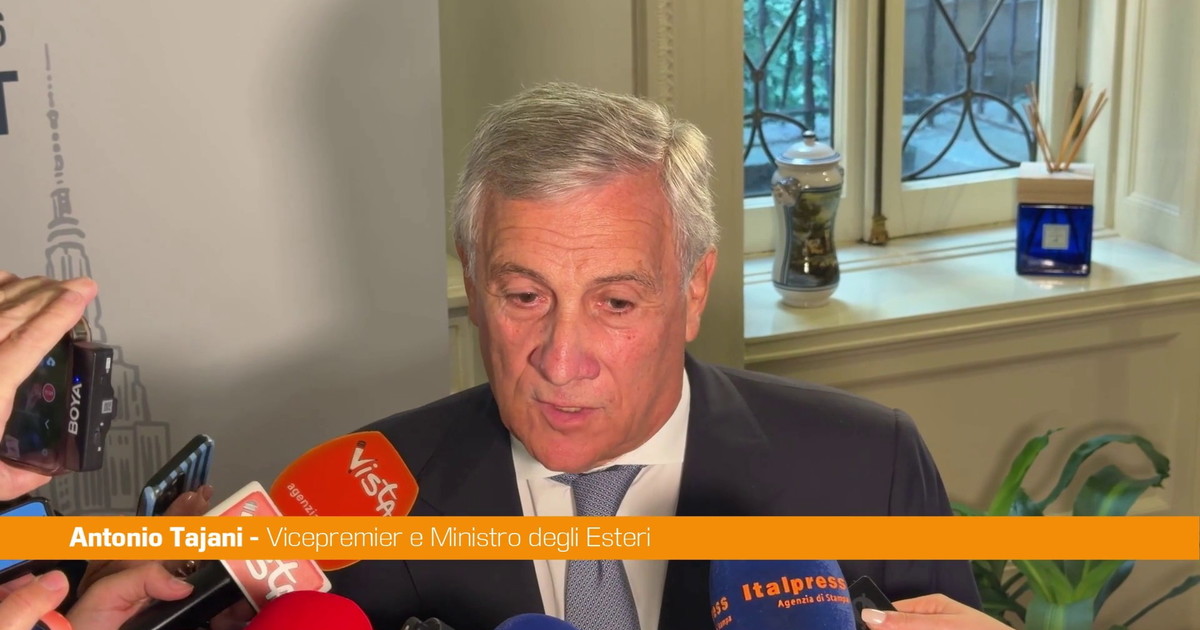 Tajani "Mie parole fraintese, mai pensato di offendere le donne"