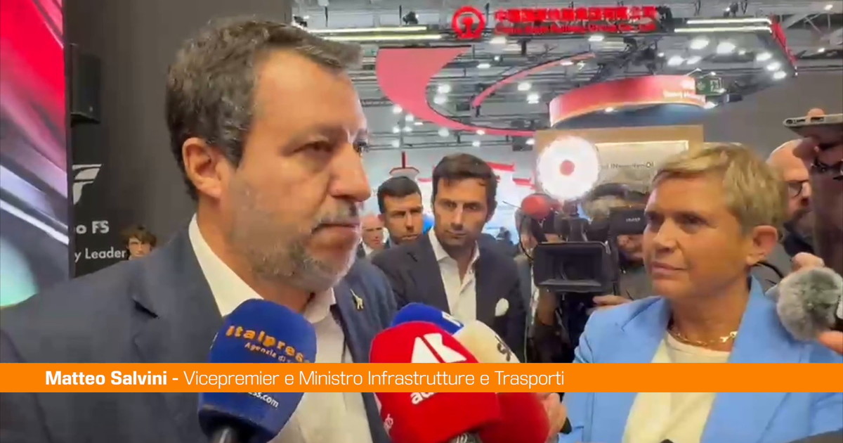 Conti pubblici, Salvini "Non possiamo restare bloccati da zero virgola"